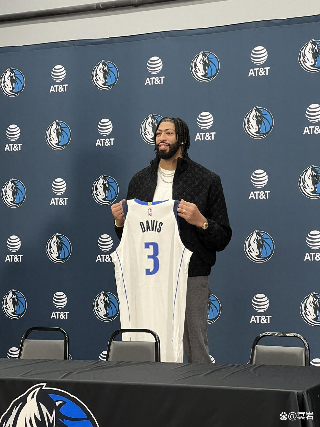 英雄联盟投注-清晨突围战来临，达拉斯独行侠围绕西甲复出首秀，底气十足，球探报告显示潜力(今天凌晨的西甲联赛)